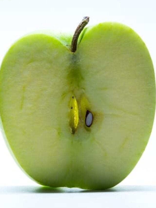 Ten health benefits of eating apple daily.